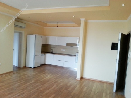 Apartment for rent in Bogdaneve Street in Tirana.
The flat is situated on the 7-th floor in a new b