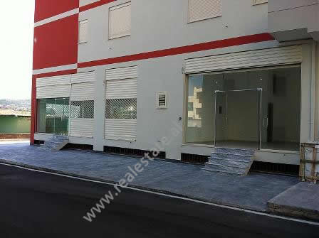 Store for rent&nbsp;near Bashkia Street in Tirana.

It is located on the ground floor in a new com