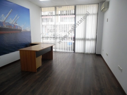 Office spaces for rent Close to center of Tirana.

The offices are situated on the 2nd floor in a 