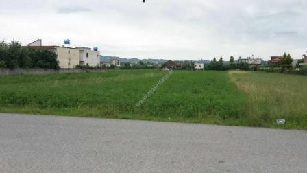 Land for sale close to Qtu, in Tirana-Durresi &nbsp;Highway.
The land has a surface of 3000 m2.
It