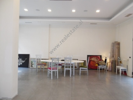 Store space for rent close to America embassy in Tirana.
The store is situated on the first floor o