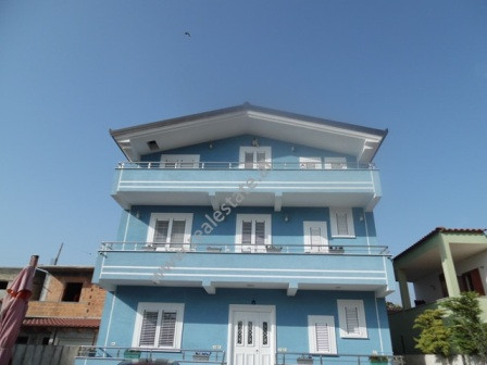 Villa for rent close to Pajtoni center Beshku street, in kashari area very close to Tirana city.
Th