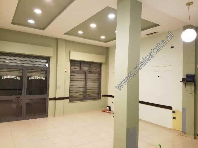 Store space for rent in Naim Frasheri Street in Tirana.
It is located on the ground floor of a 3-st