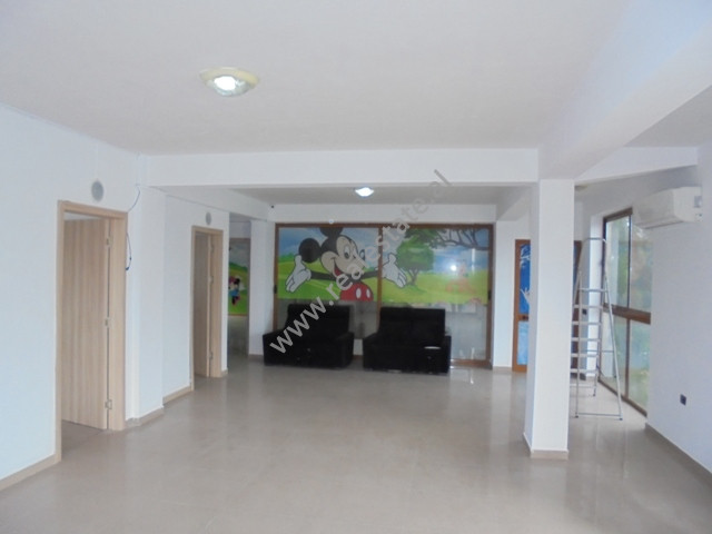 Office for rent close to Dhora Leka school&nbsp;in Tirana, Albania.

It is located on the 2-nd flo