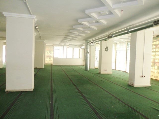 Office space for rent in Usluga complex in Tirana, Albania.

It is located on the second floor of 