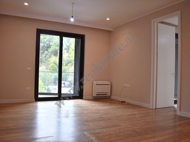Office for rent in Elbasani Street in Tirana.
Situated on the 2nd floor of a new building offering 