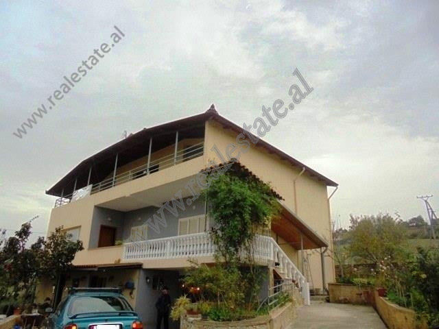 Three storey villa for sale near TEG shopping center in Tirana.
It has total land surface of 1000 m