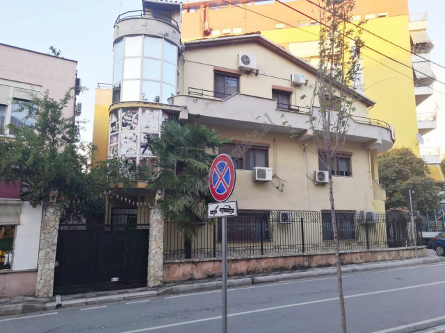 Three storey villa for rent in Qamil Guranjaku street in Tirana, Albania.
With a total surface of 3