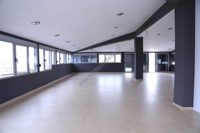Office space for rent close to Elbasani street in Tirana.

The office si situated on the 7th floor