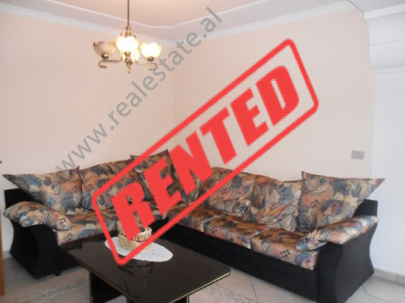 Apartment for rent close to Tirana&rsquo;s Park.
With 146 m2 of living space, the apartment is posi