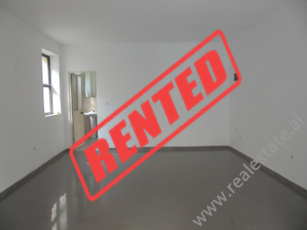 Store space for rent near Zogu I Boulevard in Tirana.
The property is situated on the first floor o