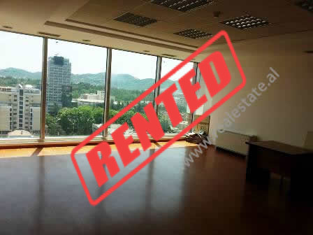 Modern office for rent in Papa Gjon Pali II Street in Tirana.

The office has 48.5 m2 of space whi